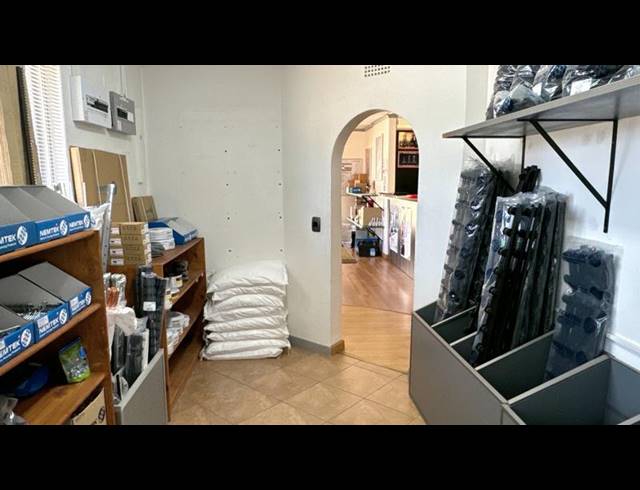 BUSINESS FOR SALE IN HORISON PARK